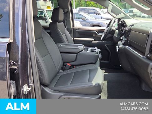 Used 2025 GMC Sierra 1500 SLT RWD image 16