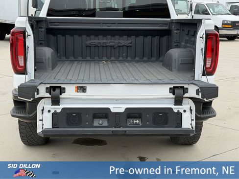 Used 2024 GMC Sierra 1500 AT4X image 5