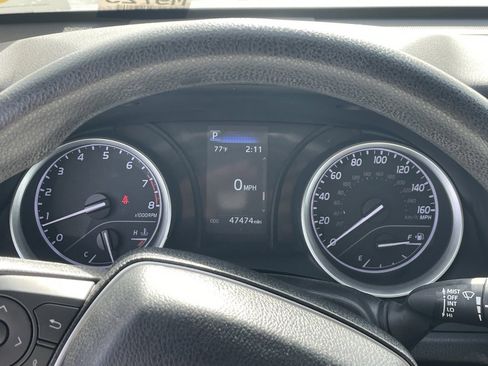 Used 2024 Toyota Camry LE image 6