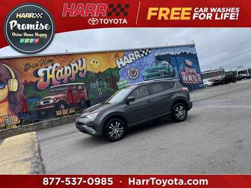 Used 2016 Toyota RAV4 LE AWD/4WD image 1