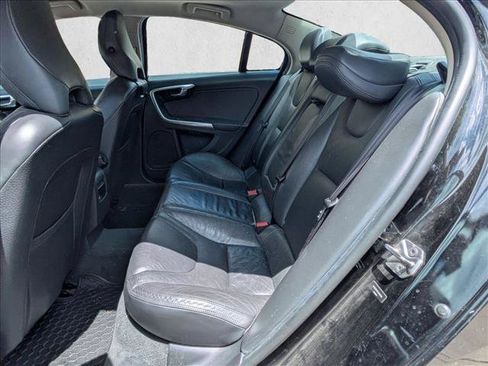 Used 2014 Volvo S60 T5 FWD image 12