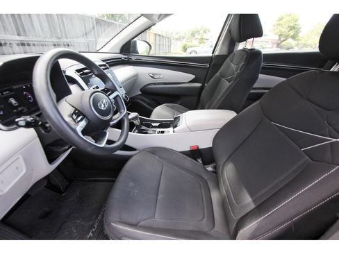Used 2023 Hyundai Tucson SE FWD image 15