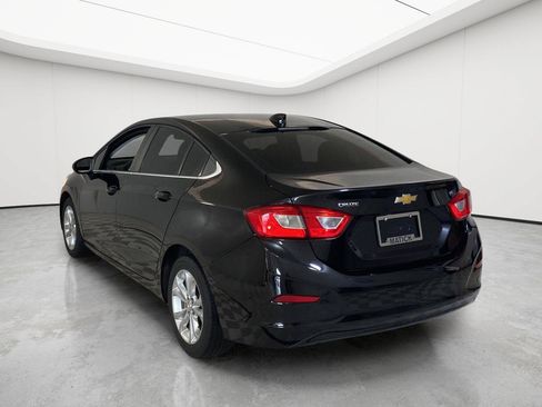 Used 2019 Chevrolet Cruze LT FWD image 58