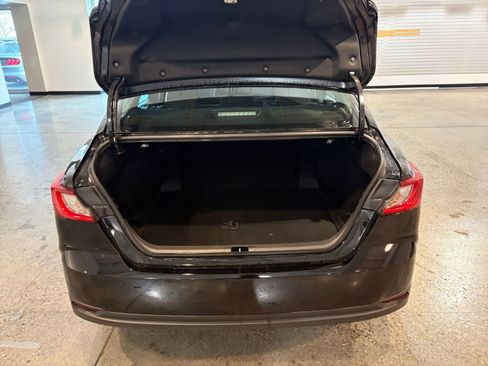 Used 2025 Toyota Camry LE image 30