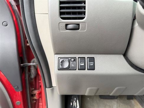 Used 2014 Nissan Frontier SV w/ SV Value Truck Package image 32