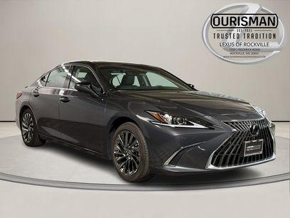 Certified 2025 Lexus ES 300h w/ Luxury Package