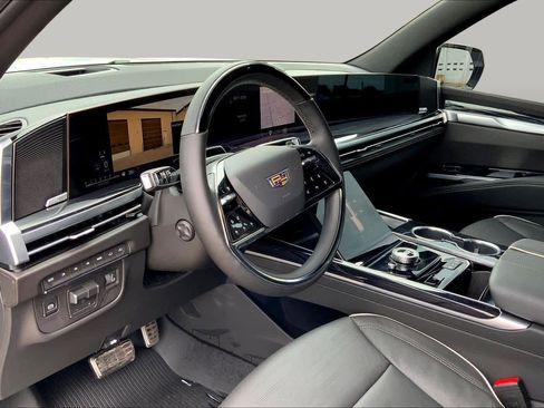 Used 2026 Cadillac Escalade Sport w/ Touring Package AWD/4WD image 18