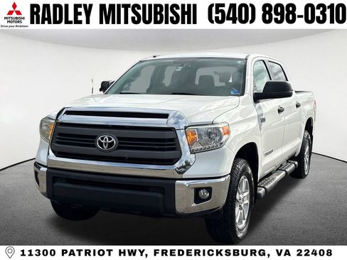 Used 2014 Toyota Tundra SR5 w/ SR5 Upgrade Package AWD/4WD image 1