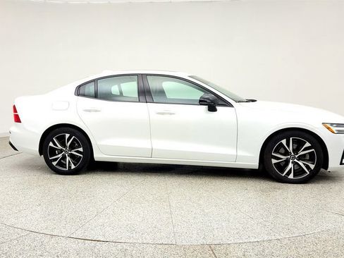 Used 2023 Volvo S60 B5 Core AWD/4WD image 4