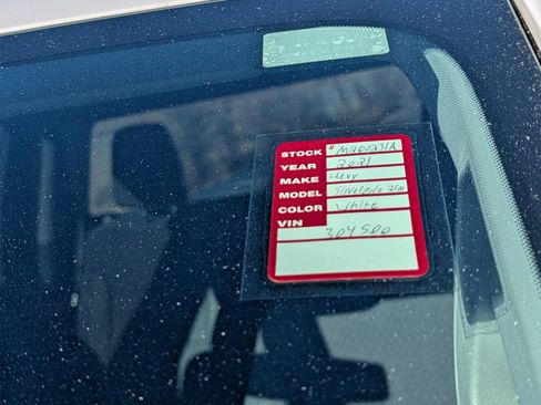 Used 2021 Chevrolet Silverado 2500 LT w/ Convenience Package image 34