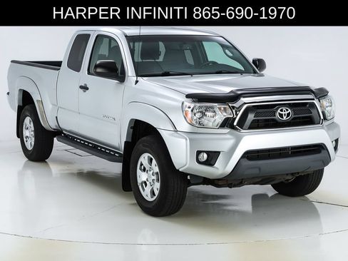 Used 2013 Toyota Tacoma PreRunner w/ SR5 Pkg RWD image 16