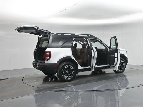 New 2026 Ford Bronco Sport Outer Banks AWD/4WD image 5