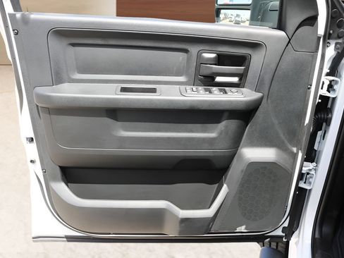 New 2026 RAM 2500 Tradesman AWD/4WD image 11