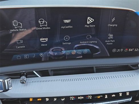 New 2025 Cadillac Optiq Sport 1 image 23