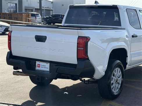 Certified 2025 Toyota Tacoma SR image 7