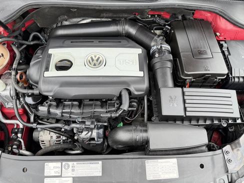 Used 2013 Volkswagen GTI Driver's Edition FWD image 13