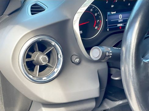 Used 2023 Chevrolet Camaro LT RWD image 10