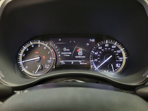 Used 2022 Toyota Highlander XLE AWD/4WD image 28