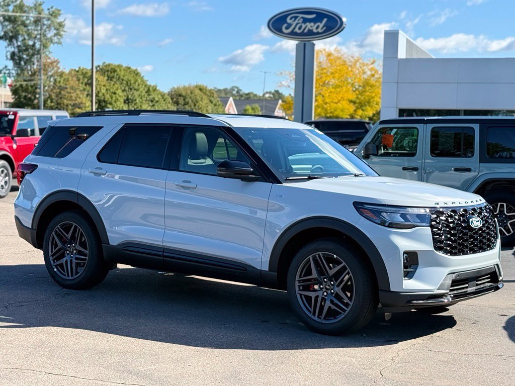 New 2027 Ford Explorer ST-Line w/ Premium Package AWD/4WD image 32