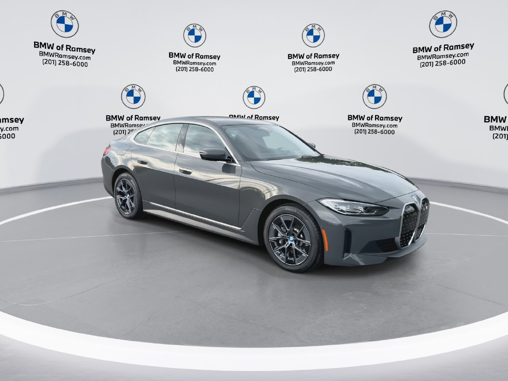 Used 2024 BMW i4 eDrive35 w/ Premium Package RWD image 2