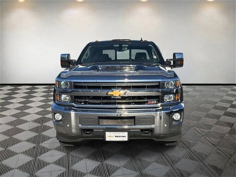 Used 2019 Chevrolet Silverado 3500 LTZ w/ Duramax Plus Package image 2