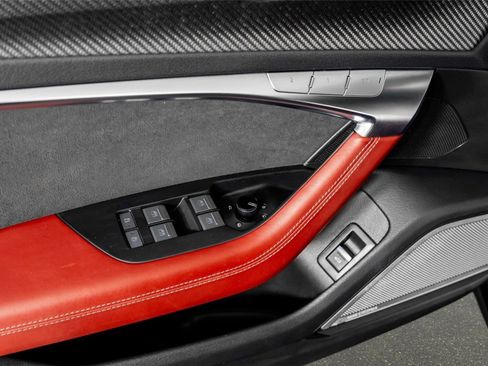 Used 2023 Audi S6 Prestige w/ Prestige Package image 45