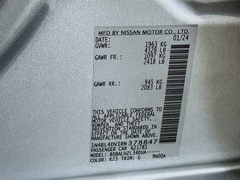 Used 2024 Nissan Altima 2.5 SV image 12