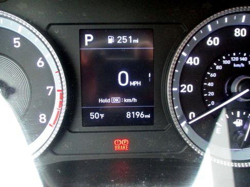 Used 2022 Hyundai Sonata SE w/ Cargo Package image 37