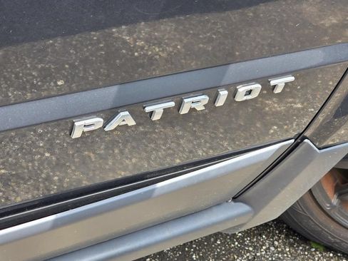 Used 2014 Jeep Patriot Sport w/ Power Value Group FWD image 5