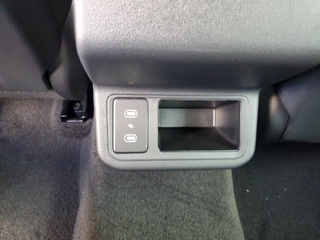 New 2026 Kia K4 FWD image 18
