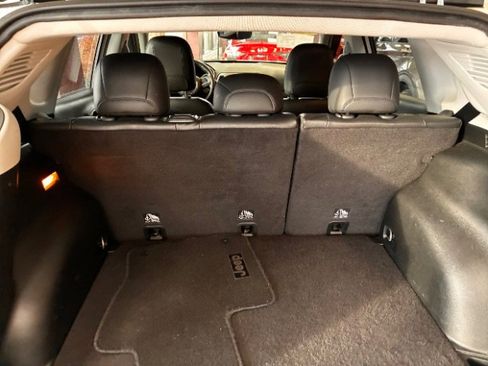 Used 2017 Jeep Compass Latitude w/ Popular Equipment Group image 15