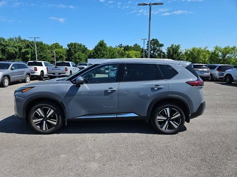 Used 2023 Nissan Rogue SL AWD/4WD image 4