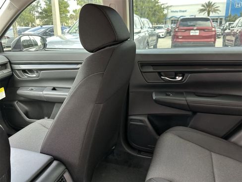 Used 2023 Honda CR-V LX image 12