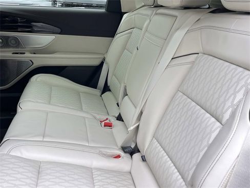 Used 2024 Lincoln Nautilus Black Label w/ Jet Appearance Package (87T) image 22