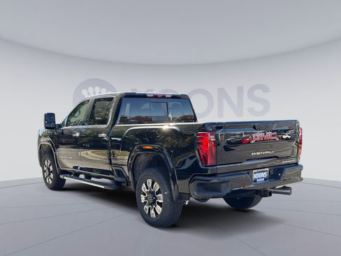New 2026 GMC Sierra 2500 Denali w/ Denali Reserve Package image 4