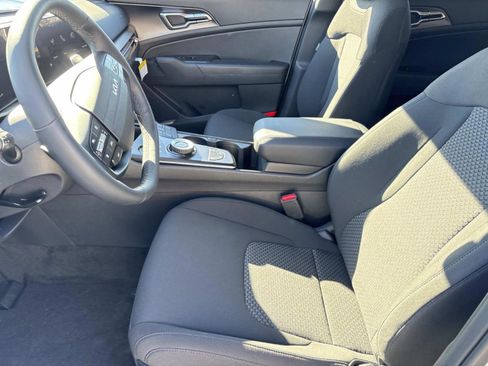 New 2026 Kia Sportage LX image 21