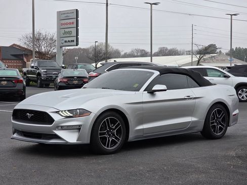 Used 2019 Ford Mustang Premium image 6
