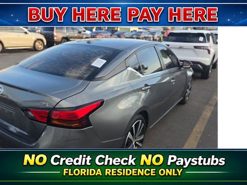 Used 2019 Nissan Altima 2.5 SR FWD image 5