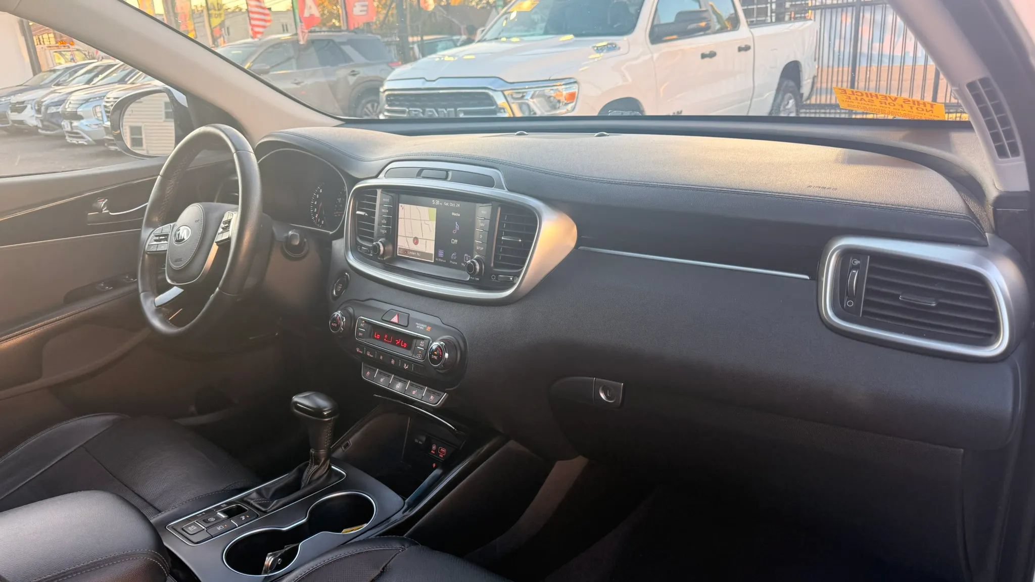 Used 2019 Kia Sorento SX w/ SX Touring Package AWD/4WD image 18