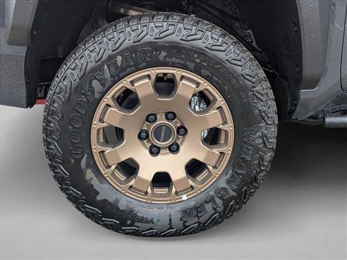 New 2026 Toyota Tacoma 4x4 Double Cab Hybrid image 10