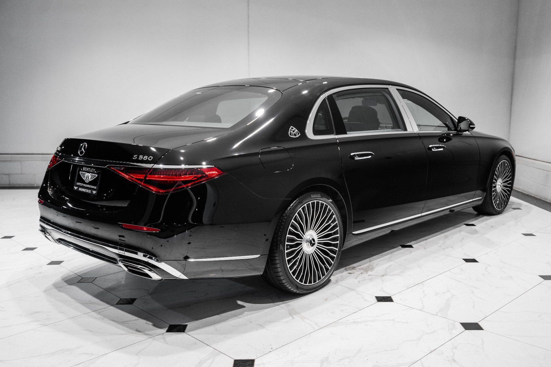 Used 2024 Mercedes-Benz Maybach S 580 4MATIC image 9