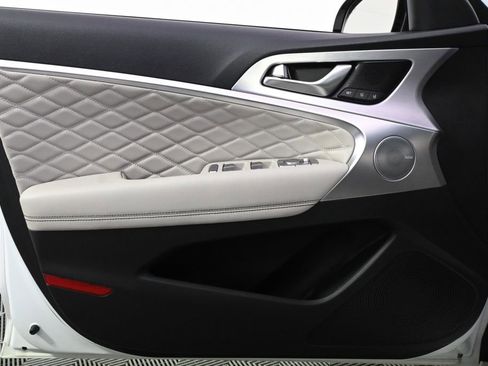 Used 2020 Genesis G70 3.3T w/ Prestige Package image 25