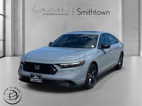Used 2023 Honda Accord Sport image 8