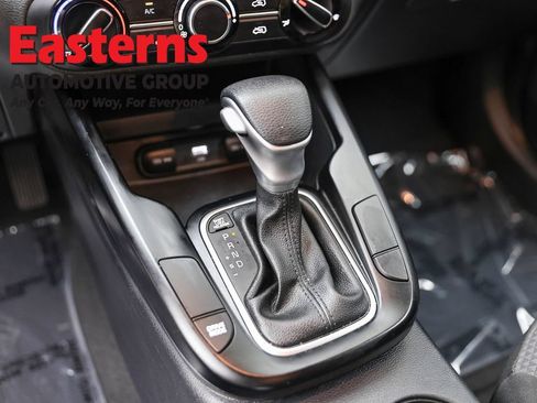 Used 2024 Kia Soul LX w/ Option Group 015 FWD image 13