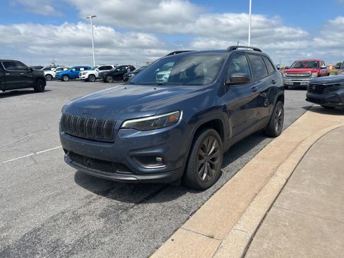 Used 2021 Jeep Cherokee Latitude Lux 80th Anniv w/ Quick Order Package 26U 80TH FWD image 1