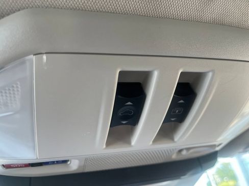 Used 2025 Subaru Ascent Touring AWD/4WD image 23