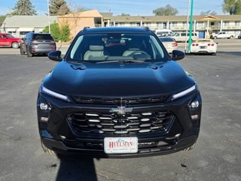 New 2026 Chevrolet Trax ACTIV w/ Driver Confidence Package FWD image 2
