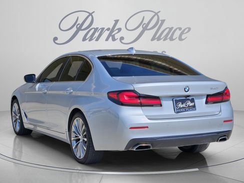 Used 2021 BMW 540i w/ Convenience Package RWD image 3