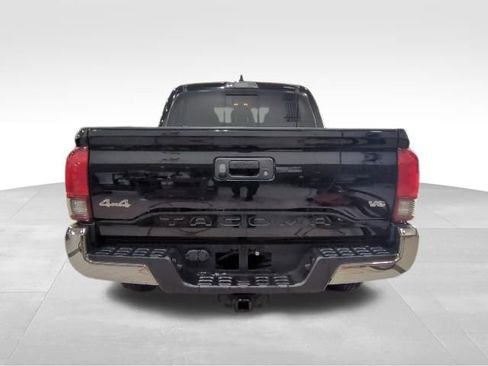 Used 2021 Toyota Tacoma SR5 image 22