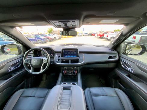 Used 2023 Chevrolet Tahoe RST AWD/4WD image 30